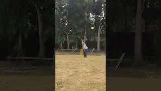 700 Rupees Scoop Bat | Performance Test 🔥