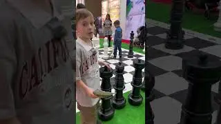 Выставка Моя Беларусь. Первые шаги юного начинающего блогера Ромы Денисова.