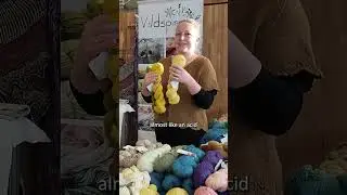 #шорты Натуральные красители и пряжа с крапчатым рисунком #мюнхенскийтрикотаж2025
