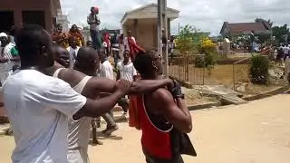 Ambiance, inhumation de DEZY CHAMPION