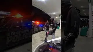 Zaraz po zatrzymaniu na autostradzie&hellip;