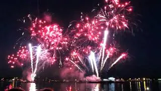 Kieler Woche 2011 Fackelschwimmer & Feuerwerk