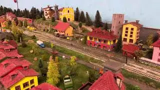 E464 IC sun Vitrains in doppia trazione con Intercity sul grande plastico!