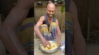 Mashed rice tastes so good🌱🙂😋#monirul #farmer #foryou #viralvideo
