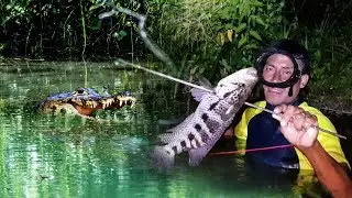 Pesca Con Arpón En Un Río Lleno de Lagartos