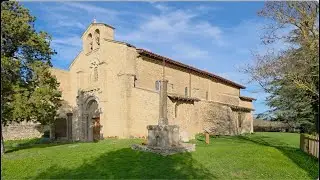 Le prieur&eacute; de Sainte Agn&egrave;s  (Saint-Jean-de-Galaure - Dr&ocirc;me - France)
