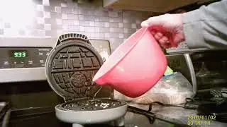 Stars Wars Waffle Maker 1