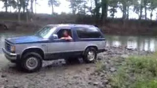 s10 blazer at the river