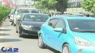 Traffic jam due to accident at Usmani road