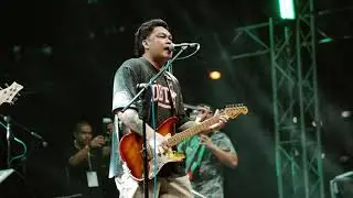 Silent Sanctuary performs 