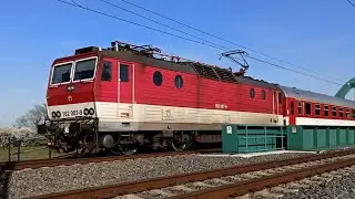Per&scaron;ing &Scaron;koda 162 007-9 ZSSK vede R-342 Fatran (Dětmarovice Koukoln&aacute; 14.4.2022)