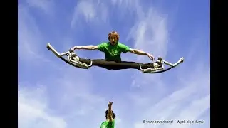 Skaczący szczudlarze Poweriser - show pokaz i szkolenia - nauka skakania na szczudłach do skakania