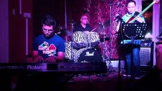 gyrus bass 1 aug 2012 - the days of wine and roses