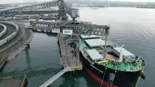 Ship loading at G3 Terminal Vancouver