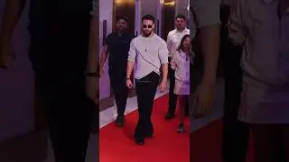 Tiger Shroff arrives at #kesari2 's premiere looks dashing 🔥 #shorts #tigershroff