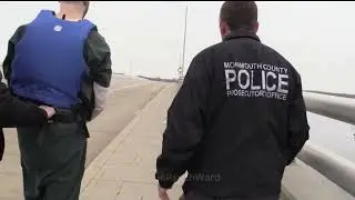 Preston Taylor lies-- shows detectives where they threw Sarah Stern's body off a bridge.