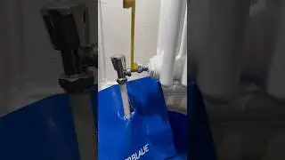 How to remove a radiator like a pro! #asmr #howto #diy #foryou #shorts #subscribe #tools #plumbing