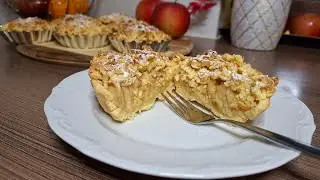 Mini Tarta z Jabłkami 👌 Maślane ciasto z Jabłkami cynamonem i Kruszonką 😋