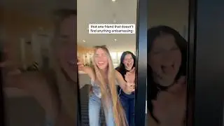I CANT STOP LAUGHING #bettinaandscarlett #twins #funny #friends #bsf #shorts