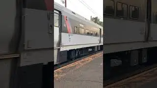 Njt Alp46 4610 leading comet set. #train #railway #railfan #maplewood