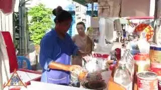 Thai Street Vendor Iced Tea and Coffee Drinks