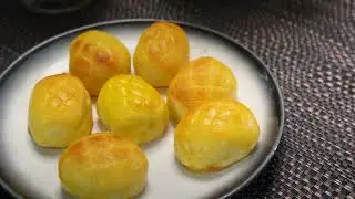 Pineapple Tart Recipe - melt in your mouth, not in your hands