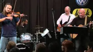 Aaron Meyer - Carol Of The Bells (Bing Lounge)