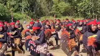 Ebeg Edukasi by SMP Negeri 1 Lumbir Pada Pembukaan TMMD Reguler