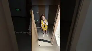 The Customer Who Took the Delivery Girl&rsquo;s Coffee