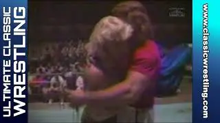 Kerry Von Erich gives Jeff Jarrett the 'In Memory of David' Robe - WCCW 1989 classicwrestling.net
