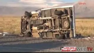 PKK TERRORISM: 10 Dead (incl. 3 Children) and 2 Injured in roadside bomb attack (18.10.2011)