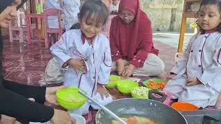 Cooking class dengan menu: Sop ayam dan Jus buah belimbing #tkshopy #lkpshopy #semuaorang 