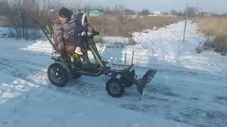 Тракторець з мотоблоку, чистка снігу