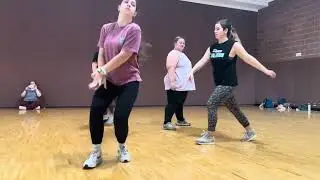 buy me diamonds - Choreographed by Vera Roberts