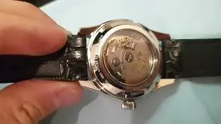 Seiko Presage The Urushi Byakudan-nuri
