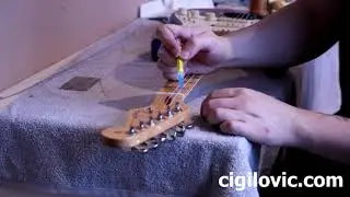 Fender American Standard Stratocaster Restringing & Instrument Care