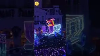 Mickey's Starlight Parade last float!