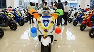 New 2026 TATA Electric Scooter 🔥 Ola&ndash;Ather की छुट्टी? 300KM Range, Smart Features | Price Shock!