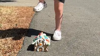 SLOW MOTION GINGERBREAD HOUSE SMASH