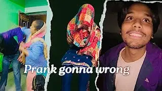 Mummy se majak pada bhari gusse se ghar se bhar kr diya ab kha jau( ladki ko bhi maar padhi tagdi )🥺