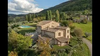 W-0474WS Charming stone farmhouse with pool and olive grove near Assisi