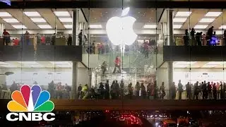 Apple EU Headquarters Could Move To Britain Following Back Tax Order | CNBC