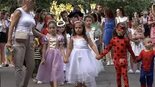 &Scaron;areni kostimi, igra i pjesma: Maskenbal u Prnjavoru okupio veliki broj mali&scaron;ana - Početak dana TVK3