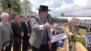 MD Pius Binder dirigiert 