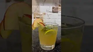 Apple Mojito 🍎|| Apple mocktail recipe || #applejuice #summerdrink #shorts #viral #trending #apple