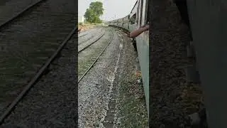 Thall Express Arriving Makhad Road on ML2 | Pakistan Railways | Travel Pakistan | Anjum Jamil