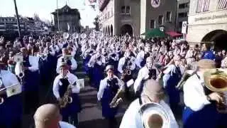 Zunftspiel Zunft zur Waag am Sechseläutenumzug in Zürich 2015