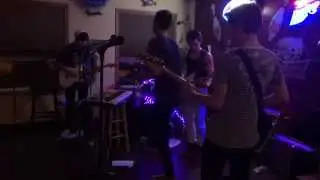 Low Tide | Blacklight Sessions (Live)