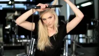 ghd curve The Look: THE SCREEN SIREN