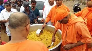 Flood Relief by Belgharia Ramakrishna Mission at Nabadwip